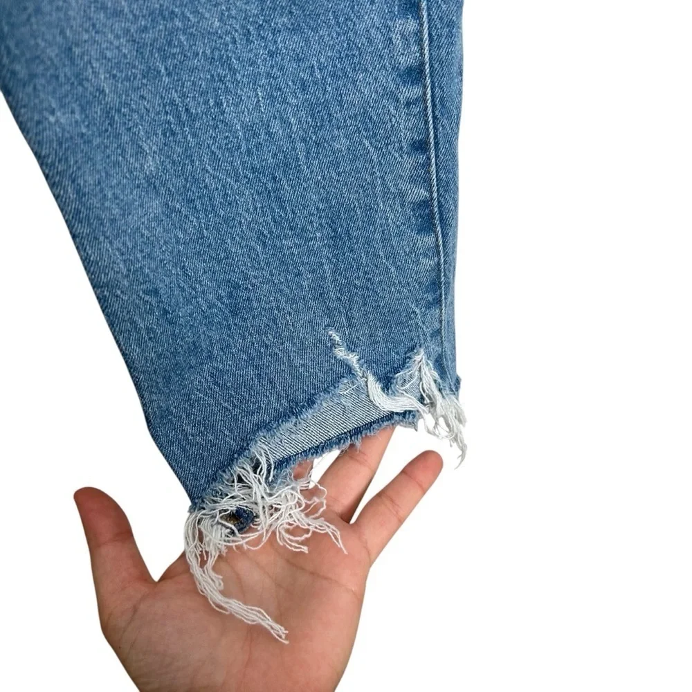 Madewell Classic Straight Jeans in Corrie Wash Step-Hem Edition Woman’s Size 27